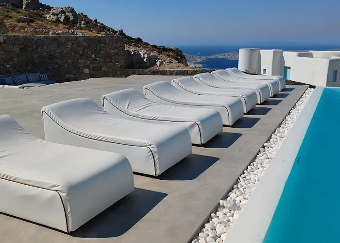 8bd Sunset Estate W Private Infinity Pool By Live&travel فيلة