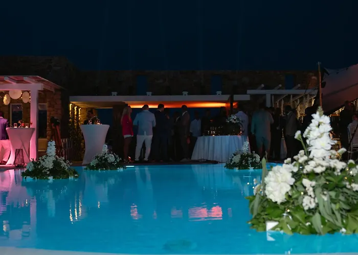 8bd Sunset Estate W Private Infinity Pool By Live&travel فيلة