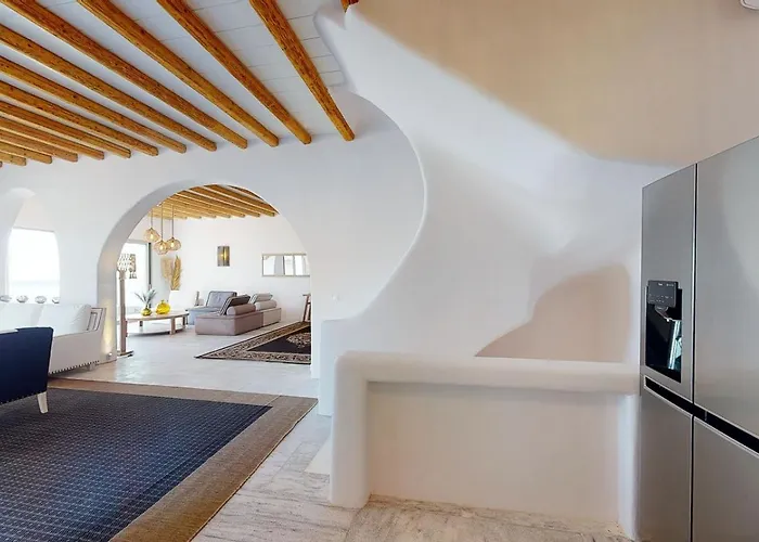 8bd Sunset Estate W Private Infinity Pool By Live&travel Villa