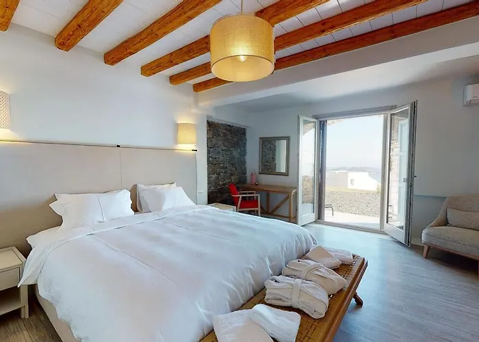 8bd Sunset Estate W Private Infinity Pool By Live&travel Fanári