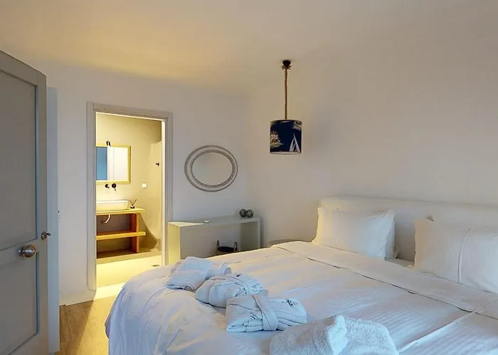 8bd Sunset Estate W Private Infinity Pool By Live&travel Fanári